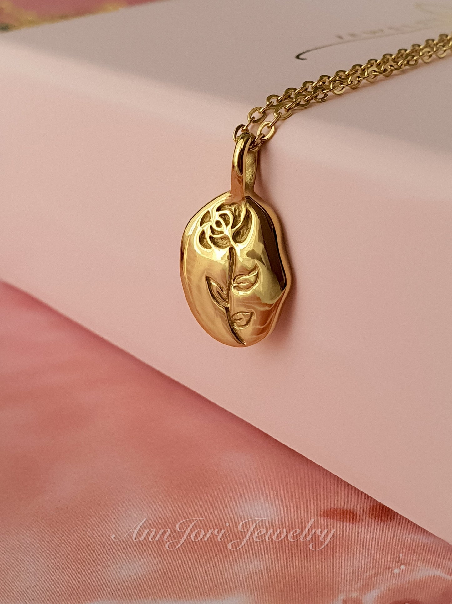 Irregular Oval Rose Dainty Necklace